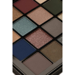 NYX Cosmetics Professional Makeup Ultimate Shadow Palette 10 Ash eyeshadow palette