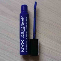 NYX Cosmetics Liquid Suede Cream Lipstick (4 ml) in Jet Set - deep navy blue with purple undertones (LSCL17)