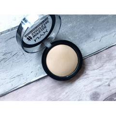 Компактная фиксирующая пудра NYX Cosmetics NoFilter Finishing Powder 01 Alabaster (NFFP01)