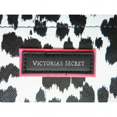 Сумка Victoria`s Secret 2014 чорно-біла зі штучної шкіри та принтом леопарда