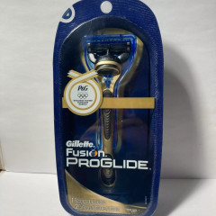 Gillette Fusion ProGlide Manual Gillette shaving bar with 2 cartridges limited gold version