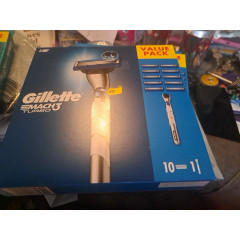 Станок для гоління Gillette Mach3 Turbo 3D з набором з 10 змінних картриджів