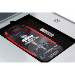 Gillette ProGlide McLaren shaving bar limited edition model with spare cartridge