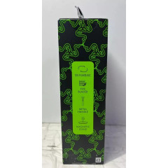 Gillette Labs RAZER men's machine with stand and spare cartridge