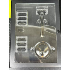 Gillette Labs men's shaving set with exfoliation function and 7 blades