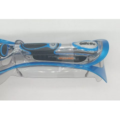 Gillette Fusion ProGlide Power machine with 5 replacement cartridges and battery pack