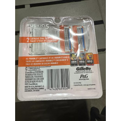 Запасні касети для бритви Gillette Fusion 5 з технологією захисту шкіри 2 шт