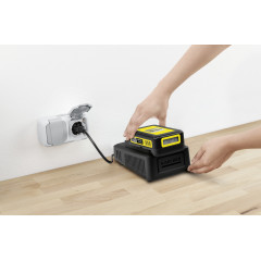Акумулятор для садової та побутової техніки Kärcher Battery Power 2.445-082.0 потужністю 18 В 2.5 А·год
