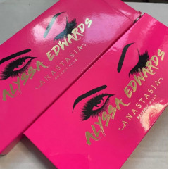 Eye shadow palette Alyssa Edwards by Anastasia Beverly Hills 14 colors