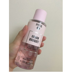 Victoria's Secret Pink Urban Bouquet Wild Daisy & Driftwood Scented Body Mist 250 ml