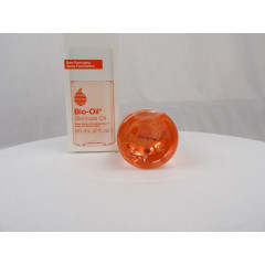 Олія Bio-Oil Skincare 60 мл для усунення слідів від акне та розтяжок