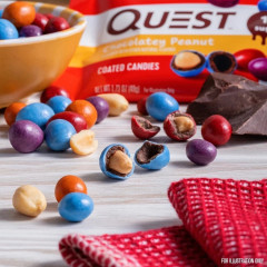 Протеїнові драже з арахісом Quest Candy Chocolatey Peanut 49 г