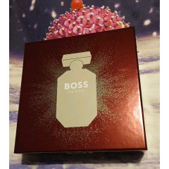 Парфумерний набір Hugo Boss The Scent For Her в подарунковій упаковці (туалетна вода 50 мл і лосьйон для тіла 75 мл)