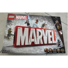 Конструктор LEGO Marvel 76313 Логотип з мініфігурками 931 деталь