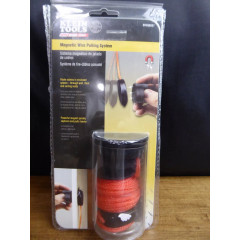 Магнітна система протягання кабелів Klein Tools SRS56037