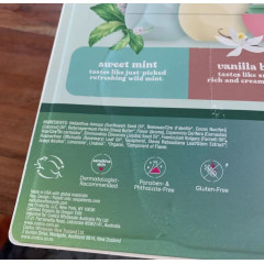 Набір EOS 100% натуральних бальзамів для губ із 7шт