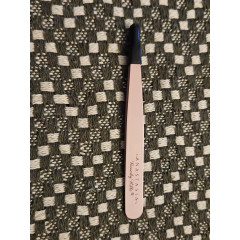 Anastasia Beverly Hills Precision Tweezers eyebrow correction tweezers pink