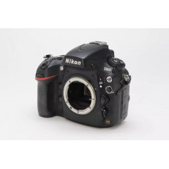 Цифровая зеркальная камера Nikon D800 черная без объектива