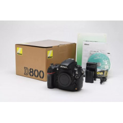 Цифрова дзеркальна камера Nikon D800 чорна без об'єктива