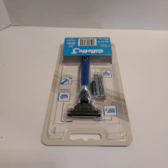 Gillette3 men's razor with 1 handle and 2 replacement cartridges