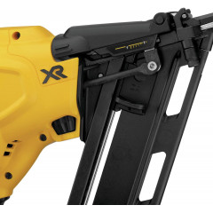 Пістолет цвяхів акумуляторний безщітковий DeWALT DCN650D1