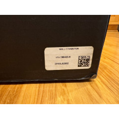 Зарядний пристрій Tesla Wall Connector Model 3 S X Y J1772 Gen 3 (48А) білого кольору