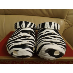 Women's Crocs Classic Zebra Animal Print in size 37 (24 cm)
