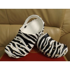 Women's Crocs Classic Zebra Animal Print in size 37 (24 cm)