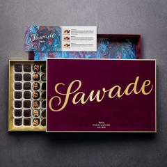 Assortment of chocolate candies in a velvet gift boxade Berlin (870g, 77 pieces)
