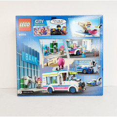 Конструктор LEGO City Погоня поліції за вантажівкою з морозивом 317 деталей (60314)