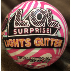 Ігровий набір з лялькою LOL Surprise Lights Glitter Doll з 8 сюрпризами