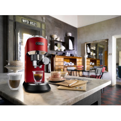Ріжкова кавоварка DeLonghi EC 685 R Dedica
