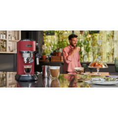 Ріжкова кавоварка DeLonghi EC 685 R Dedica