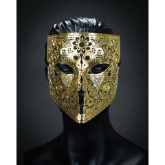 Кружевная карнавальная маска Beyond Masquerade золотая (металл)