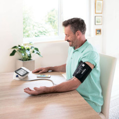 Автоматический тонометр Omron M500 Intelli IT 