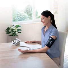 Автоматический тонометр Omron M500 Intelli IT 